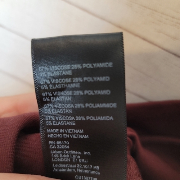 URBAN OUTFITTERS MAROON WIDE LEG FLARE LOW RISE PULL ON LEGGINGS, SZ 4 - Picture 5 of 12